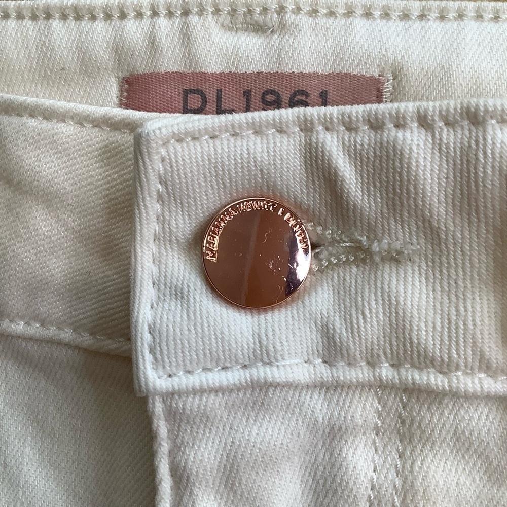 DL1961 Hepburn High Rise Wide Leg Ankle Jeans White Eggshell 25 EUC - Picture 8 of 16
